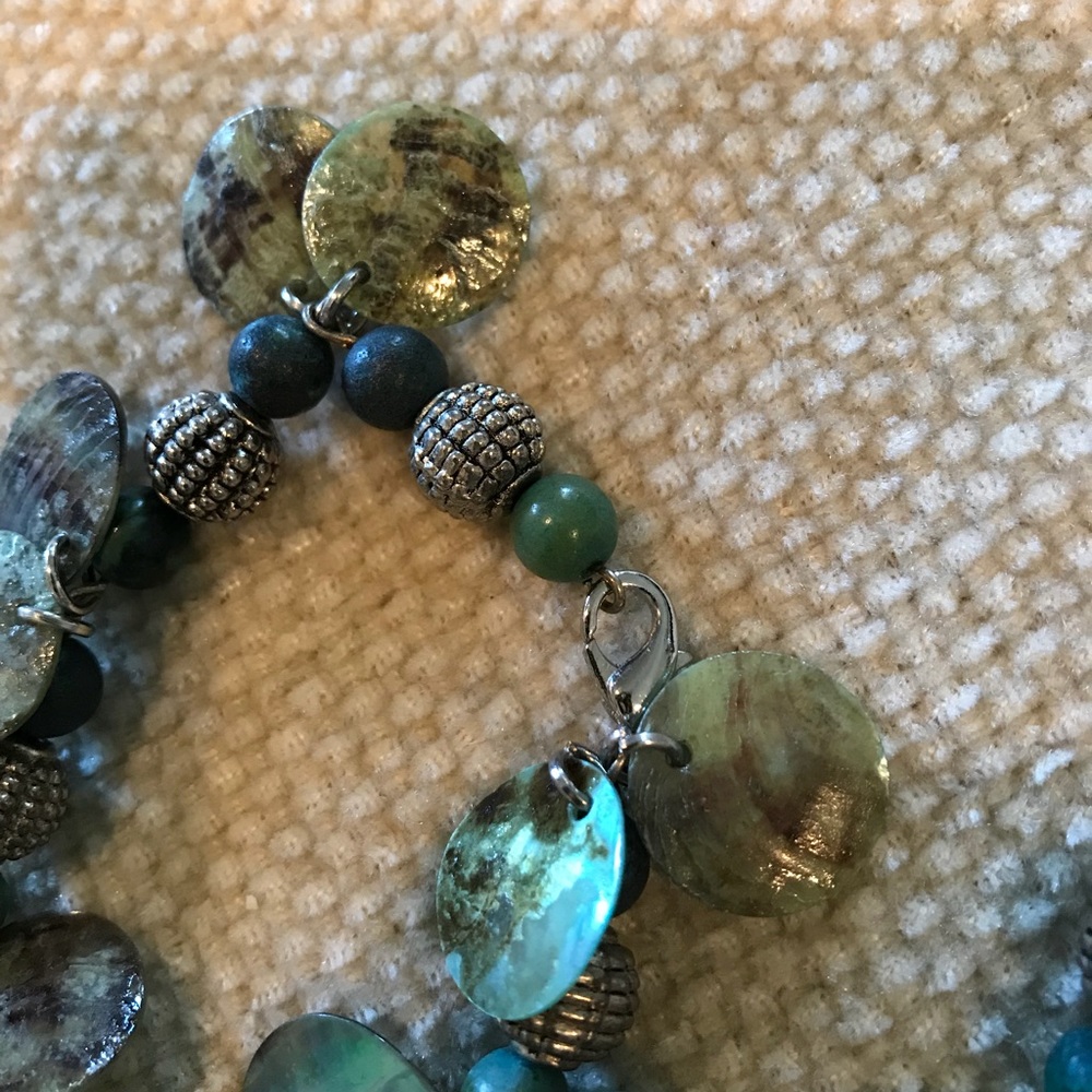 Earring and Bracelet Set - Picture 2 of 3